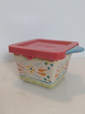Vintage Temptations By Tara Springfetti Old World Bakeware 10oz Square Dish With
